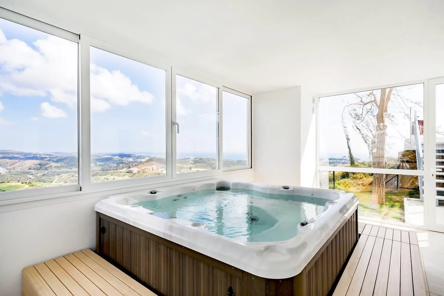 South Facing Apartment With Ample Sun Terrace & Panoramic Views MIJAS COSTA 0*,  Spain